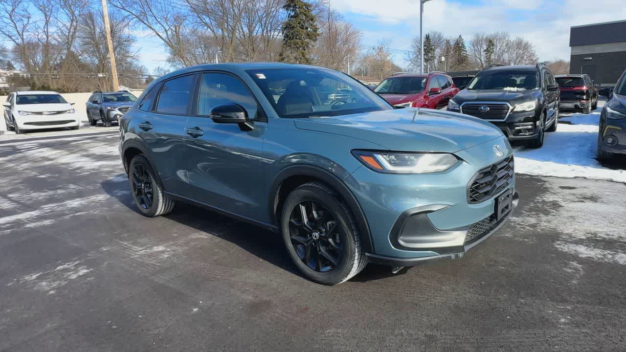 Thumbnail: 2023 Honda HR-V - 2