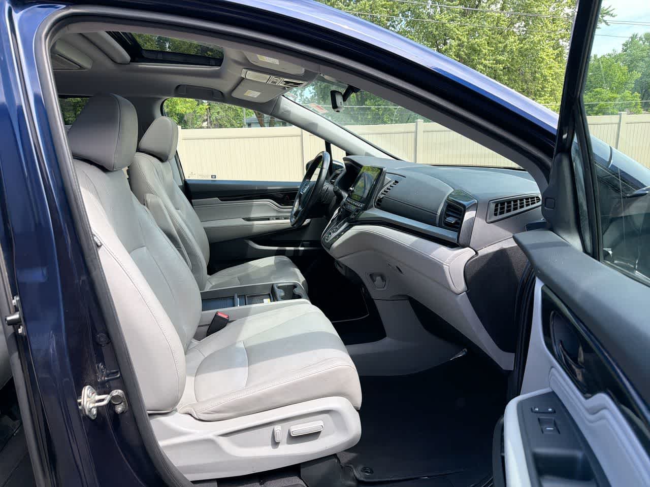 Thumbnail: 2018 Honda Odyssey - 28