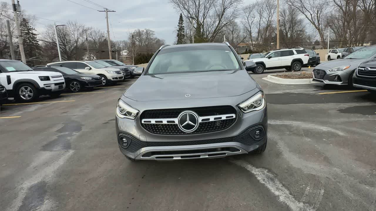 Thumbnail: 2022 Mercedes-Benz GLA - 3