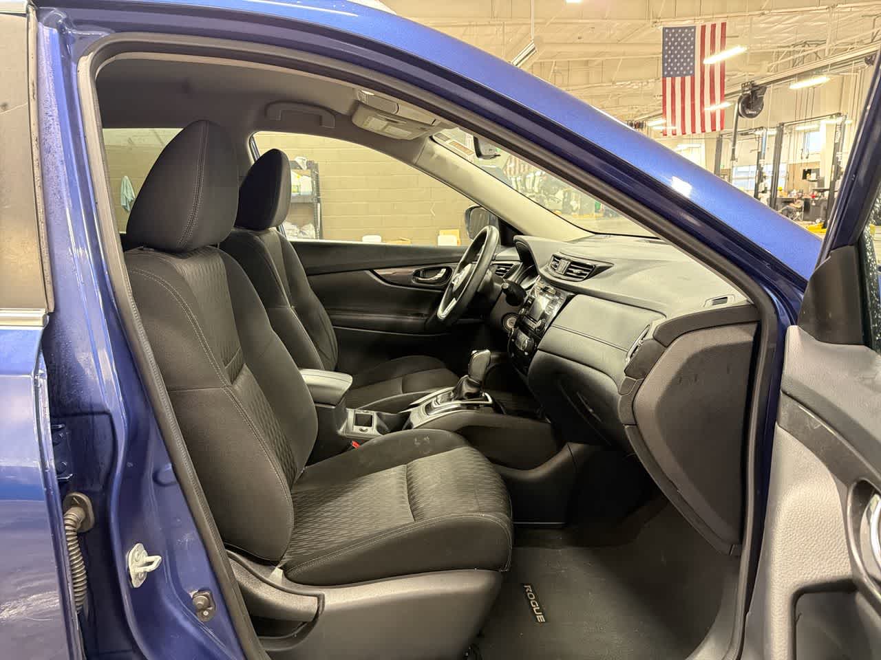 Thumbnail: 2017 Nissan Rogue - 26