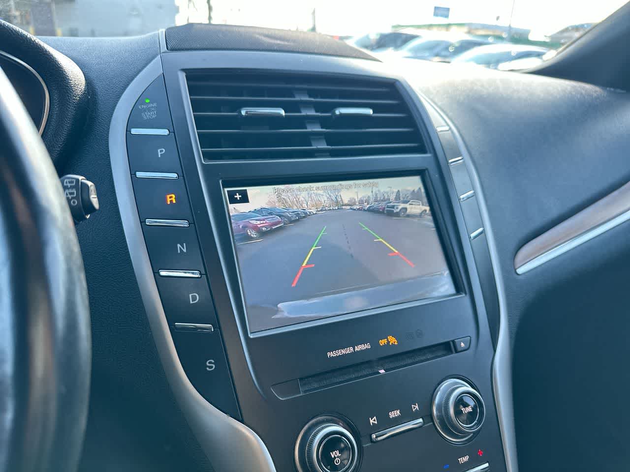 Thumbnail: 2017 Lincoln MKC - 31