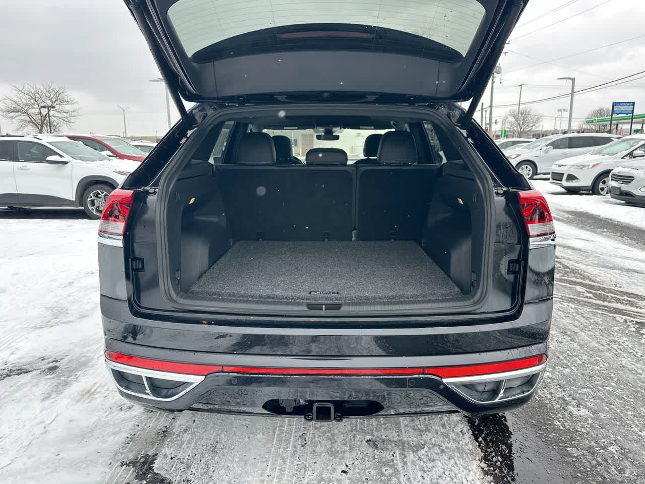 Thumbnail: 2022 Volkswagen Atlas - 37