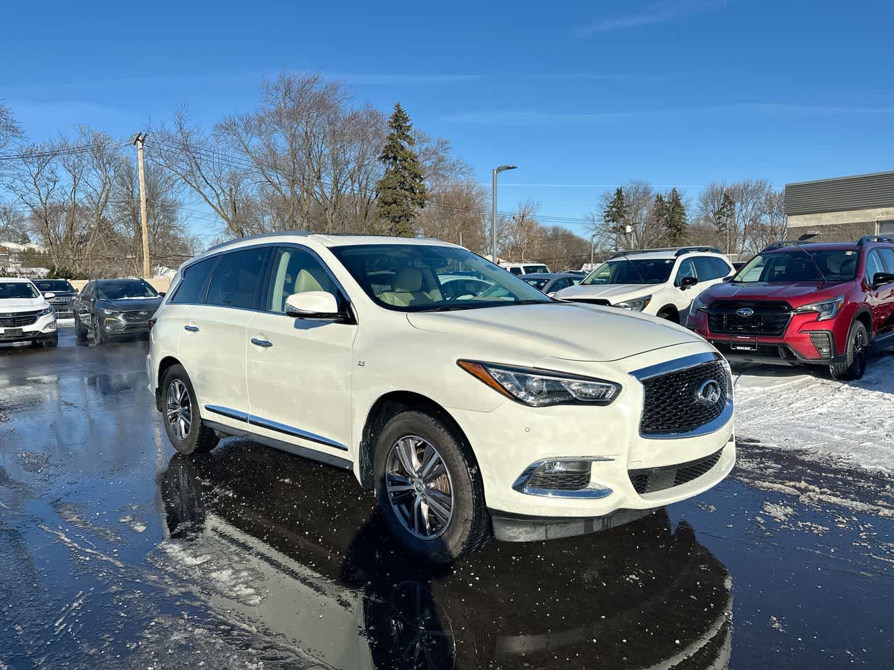 Thumbnail: 2017 INFINITI QX60 - 15