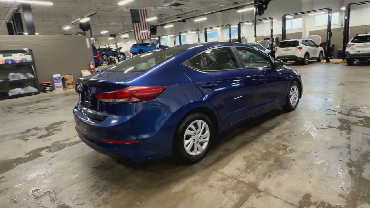 Thumbnail: 2017 Hyundai Elantra - 8