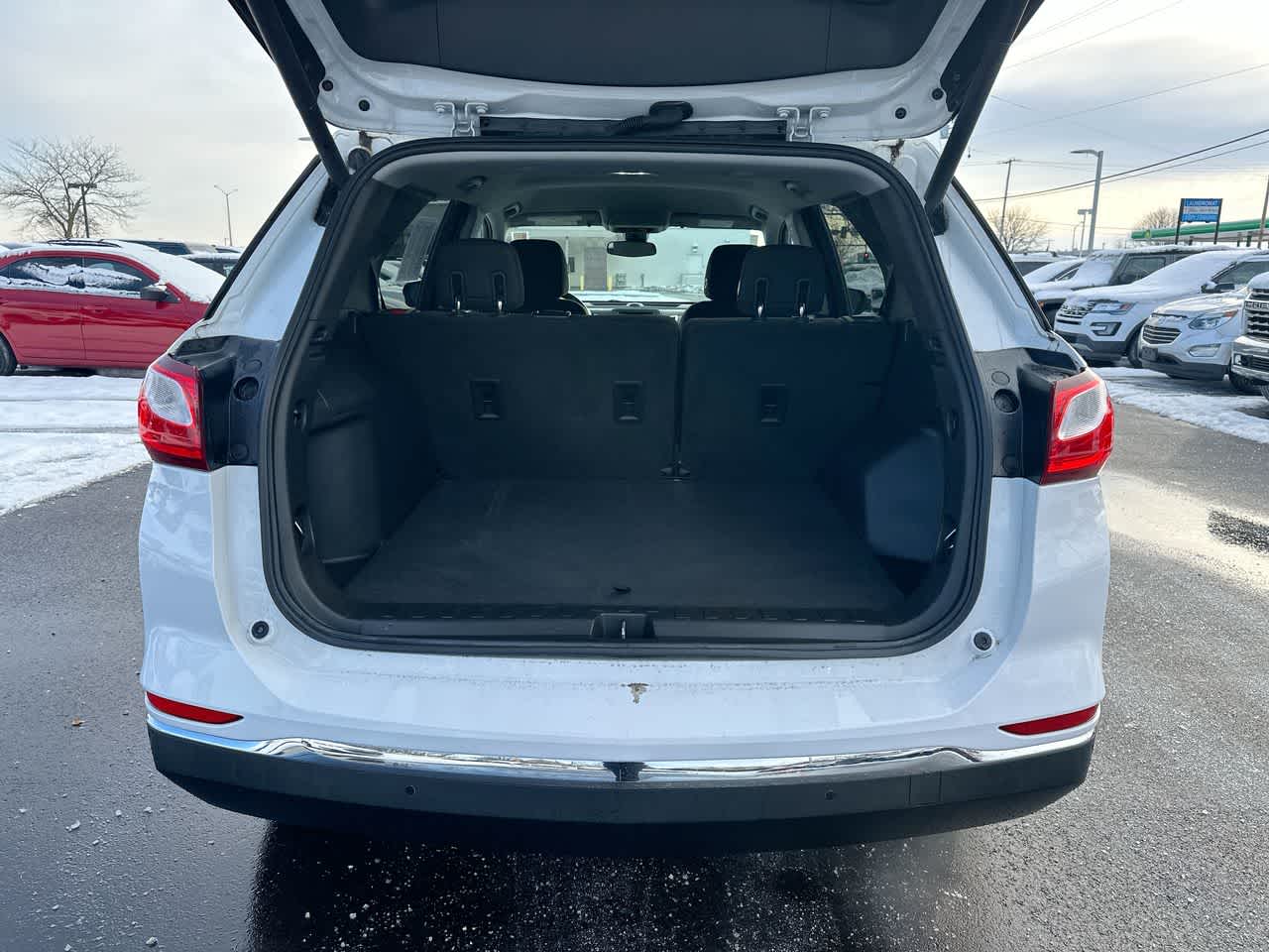 Thumbnail: 2020 Chevrolet Equinox - 35