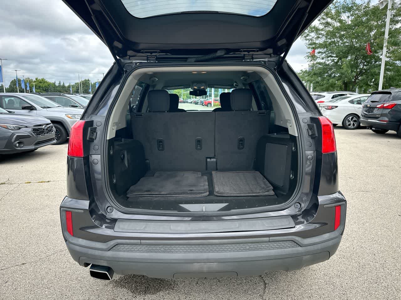Thumbnail: 2016 GMC Terrain - 35