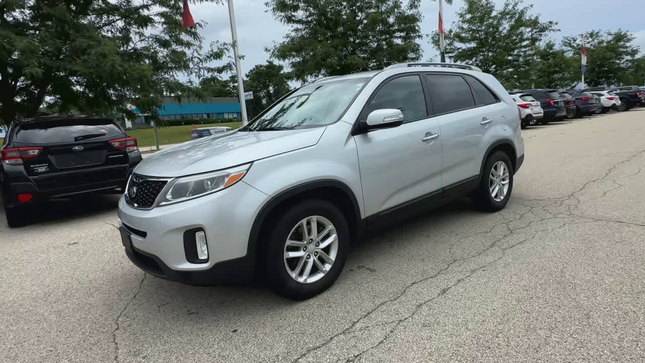 Thumbnail: 2015 Kia Sorento - 4