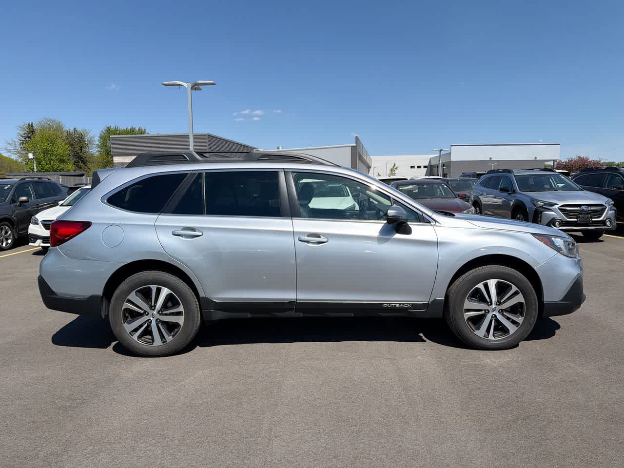 Thumbnail: 2019 Subaru Outback - 14