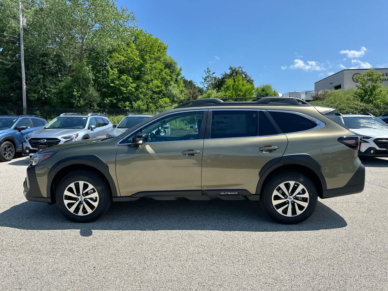 Thumbnail: 2025 Subaru Outback - 10