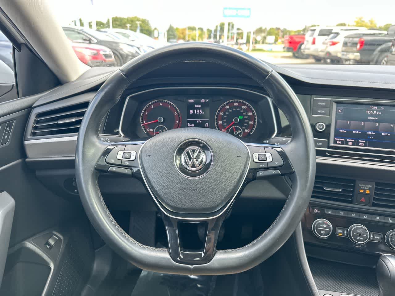 Thumbnail: 2019 Volkswagen Jetta - 28