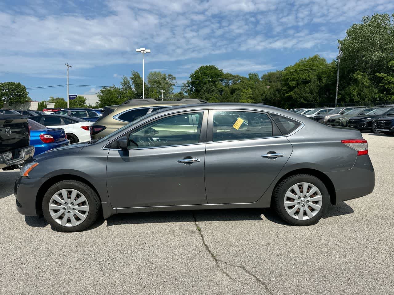 Thumbnail: 2015 Nissan Sentra - 14