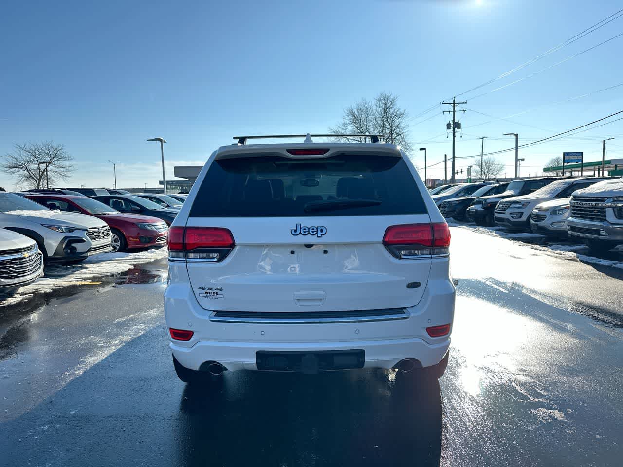 Thumbnail: 2017 Jeep Grand Cherokee - 13