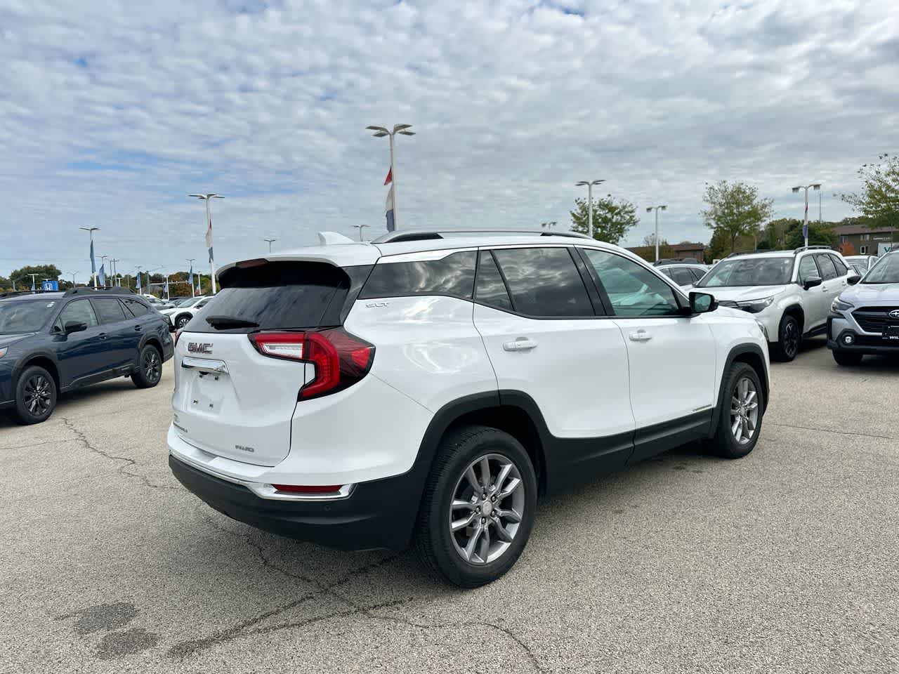 Thumbnail: 2022 GMC Terrain - 13