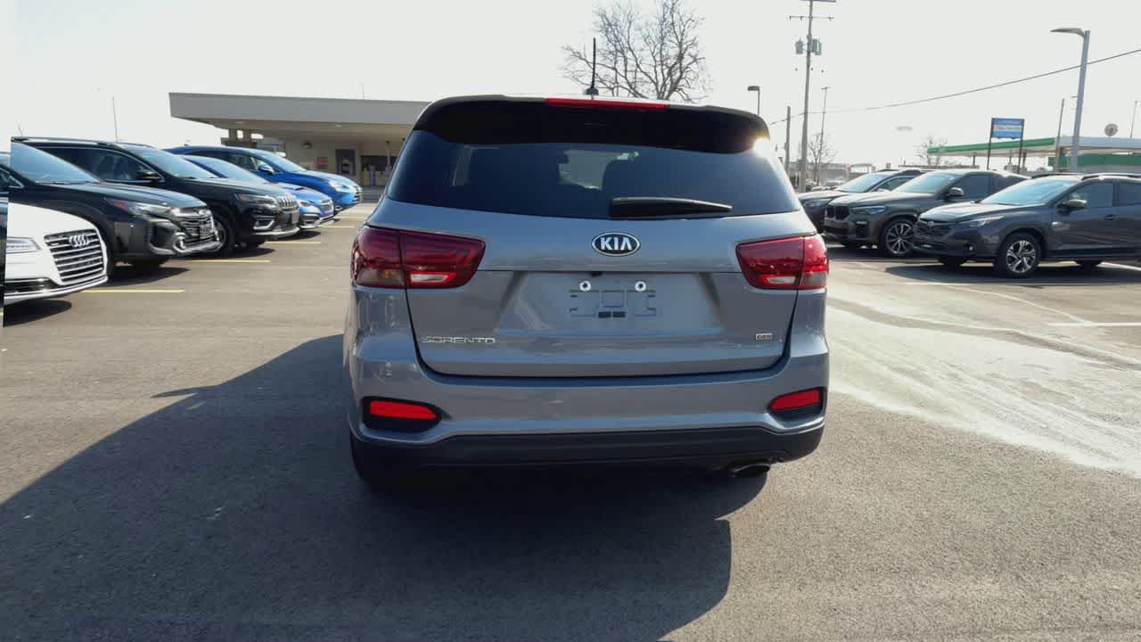 Thumbnail: 2020 Kia Sorento - 8