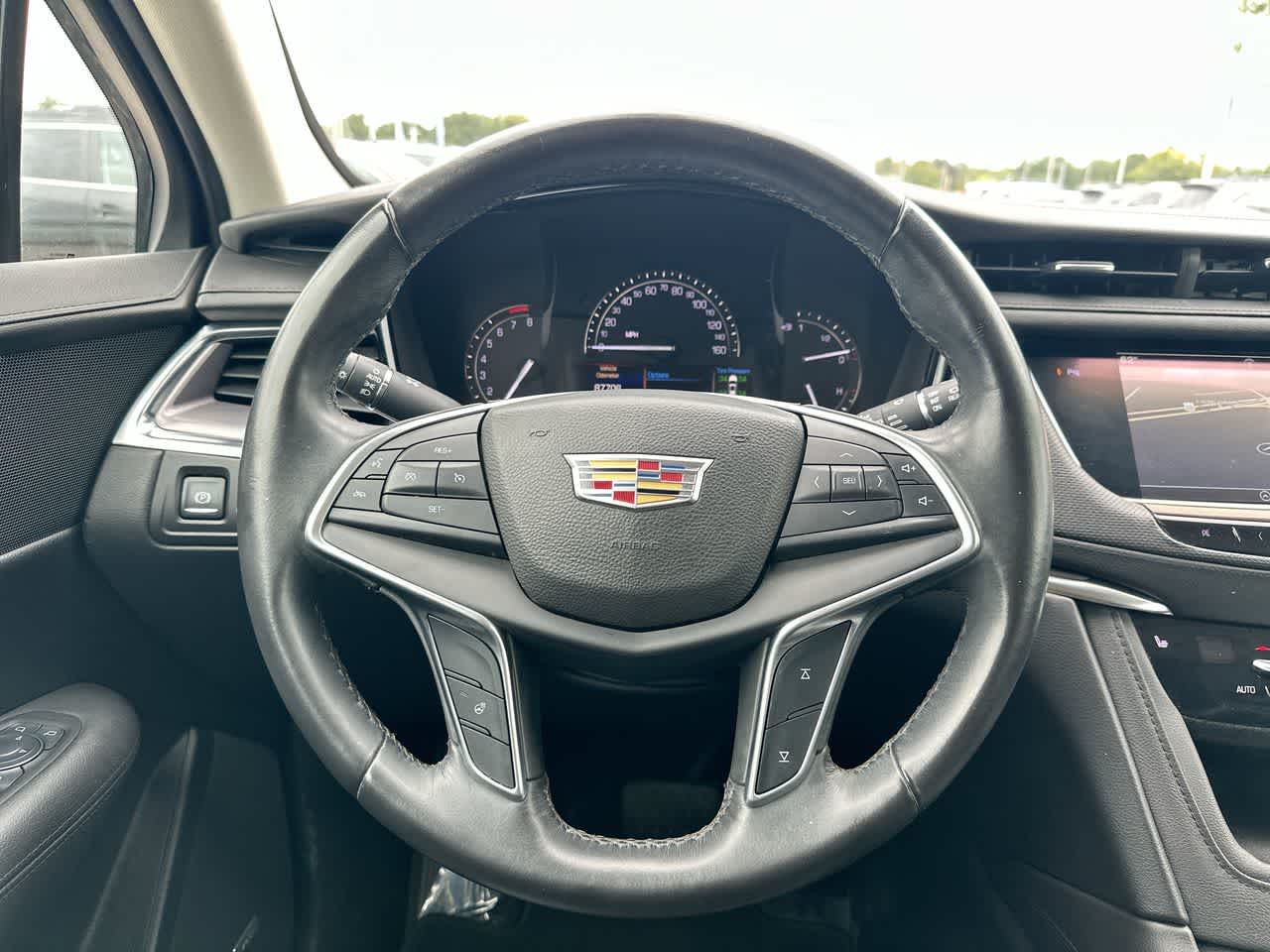 Thumbnail: 2017 Cadillac XT5 - 28
