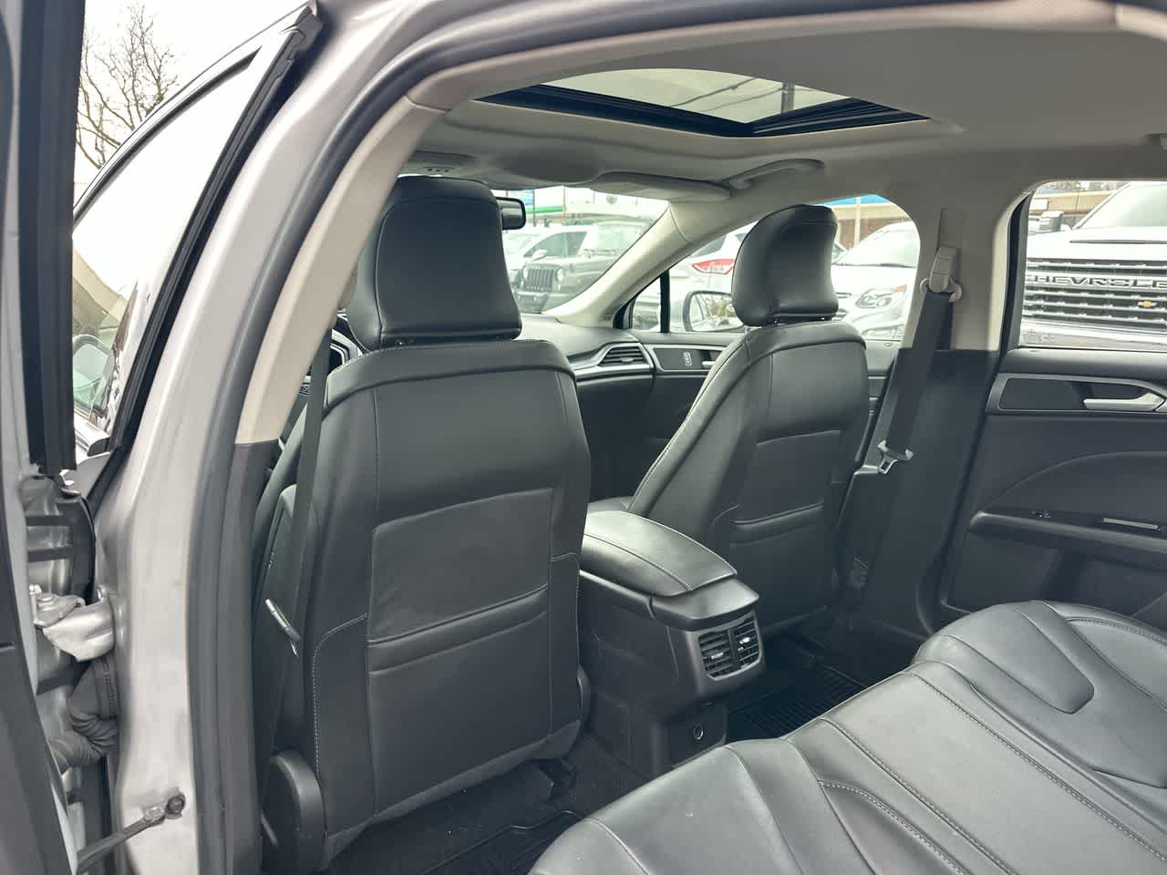 Thumbnail: 2016 Ford Fusion - 23