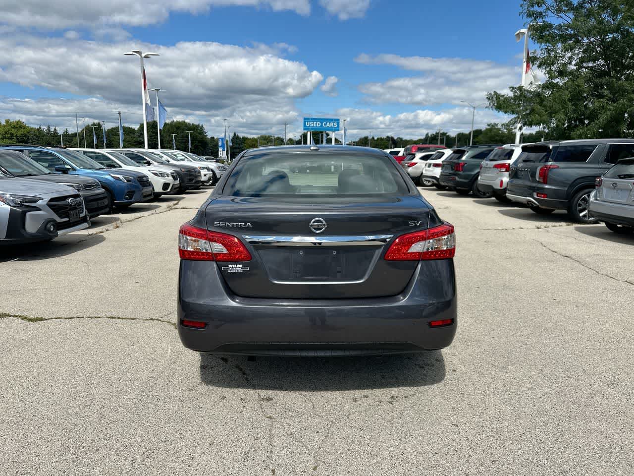 Thumbnail: 2015 Nissan Sentra - 12