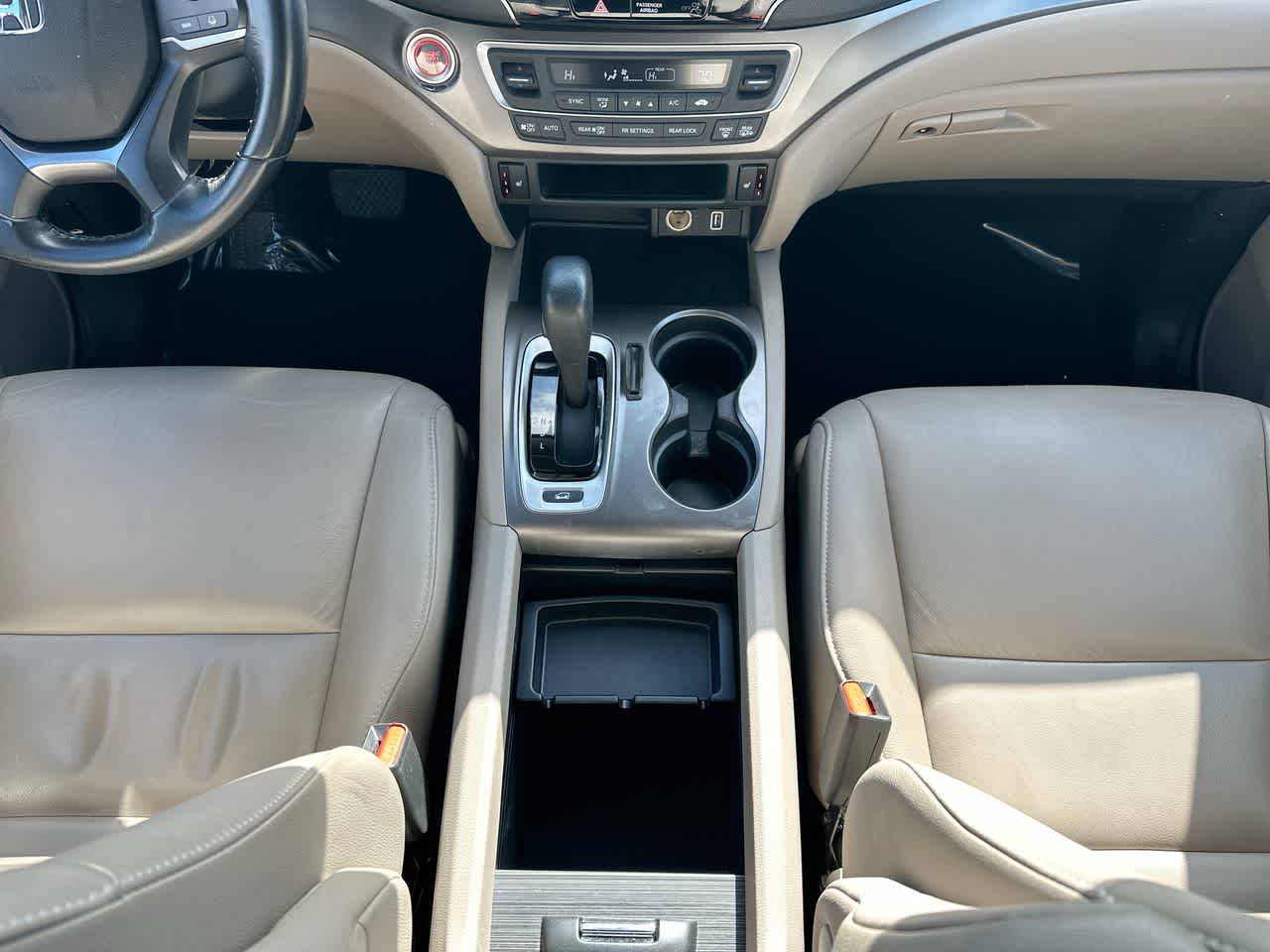 Thumbnail: 2019 Honda Pilot - 30