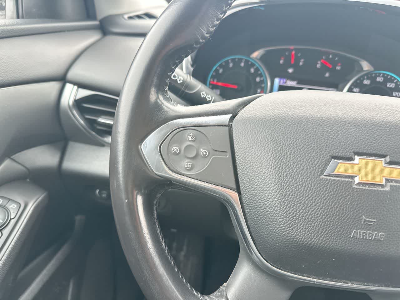 Thumbnail: 2019 Chevrolet Traverse - 29