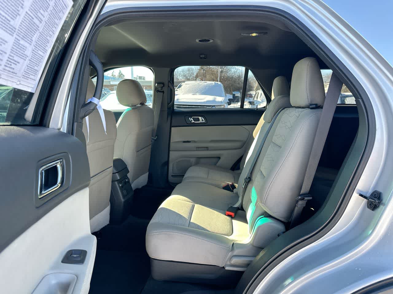 Thumbnail: 2013 Ford Explorer - 24