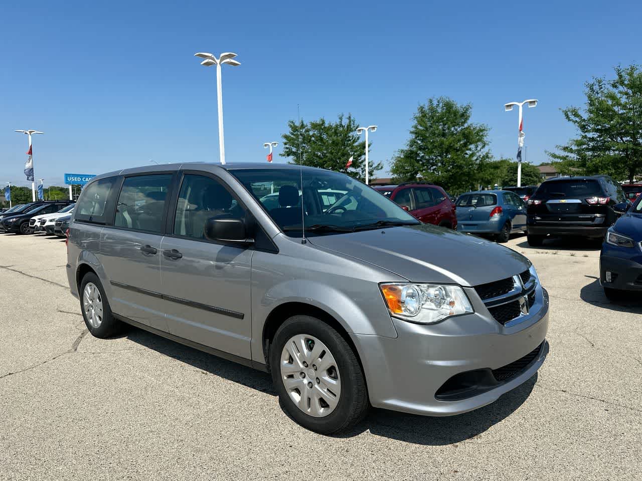 Thumbnail: 2016 Dodge Grand Caravan - 15