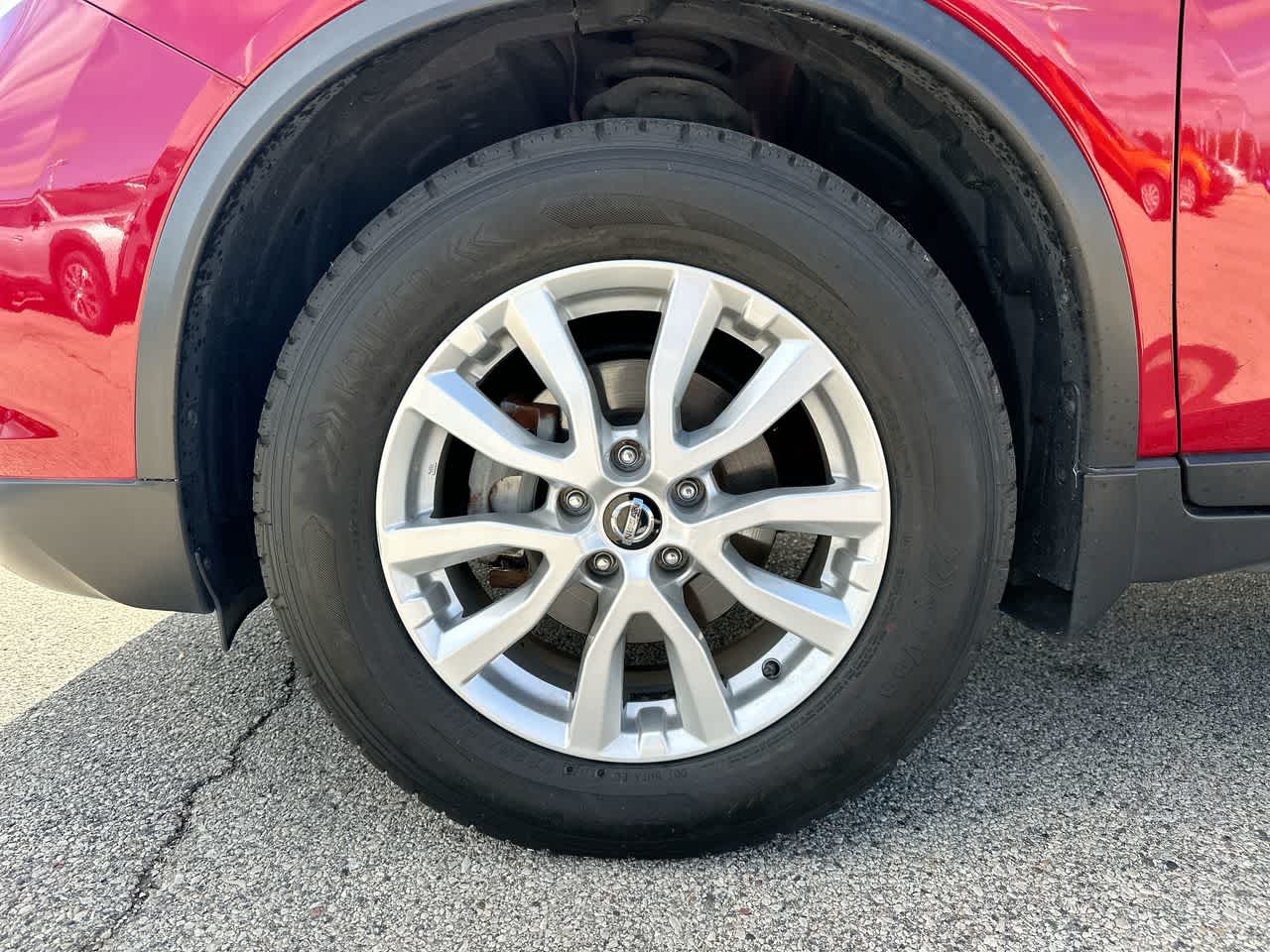 Thumbnail: 2017 Nissan Rogue - 19