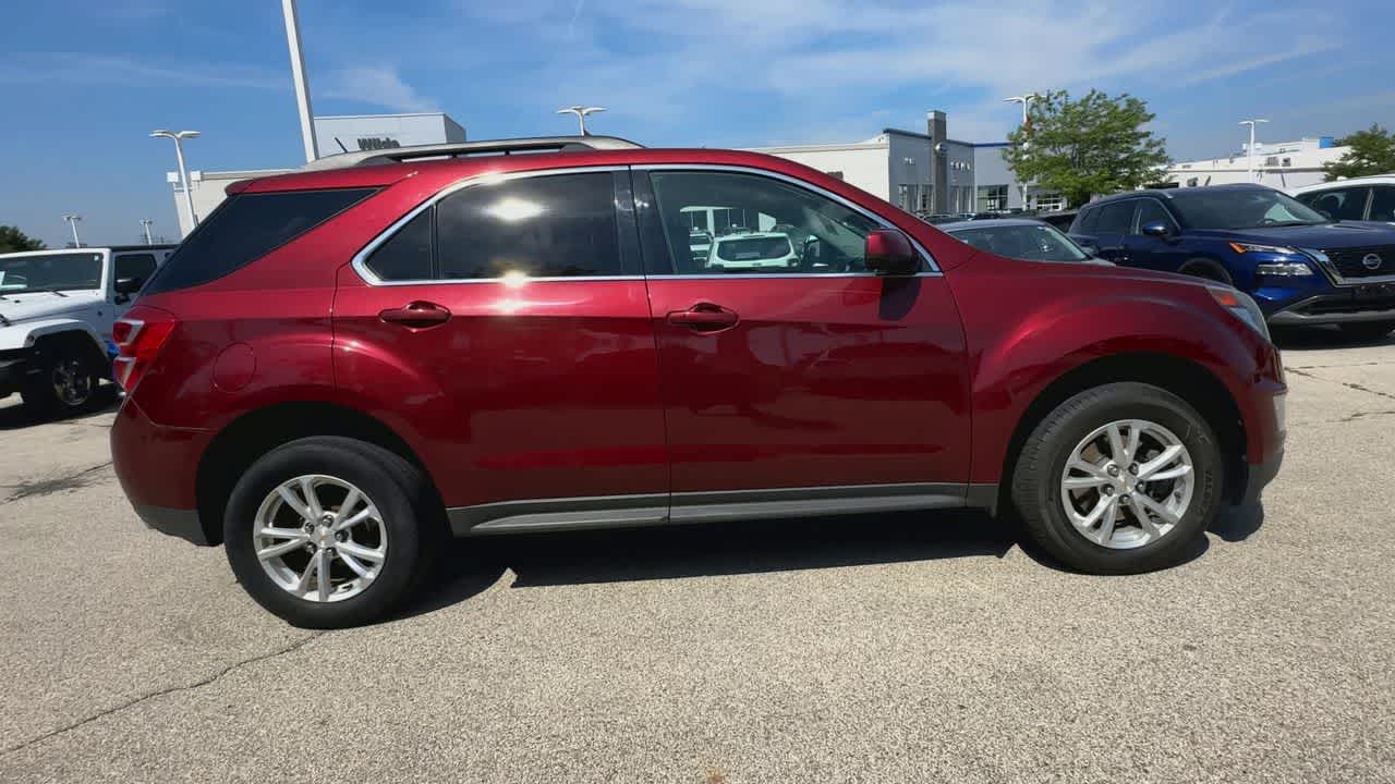 Thumbnail: 2017 Chevrolet Equinox - 9