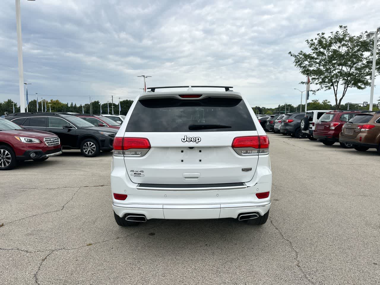 Thumbnail: 2018 Jeep Grand Cherokee - 12