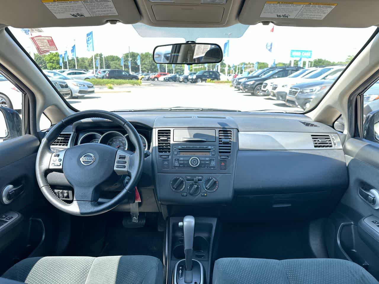 Thumbnail: 2012 Nissan Versa - 20