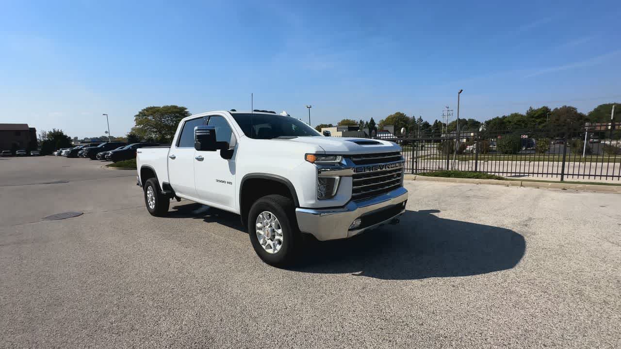 Thumbnail: 2022 Chevrolet Silverado 3500 - 2