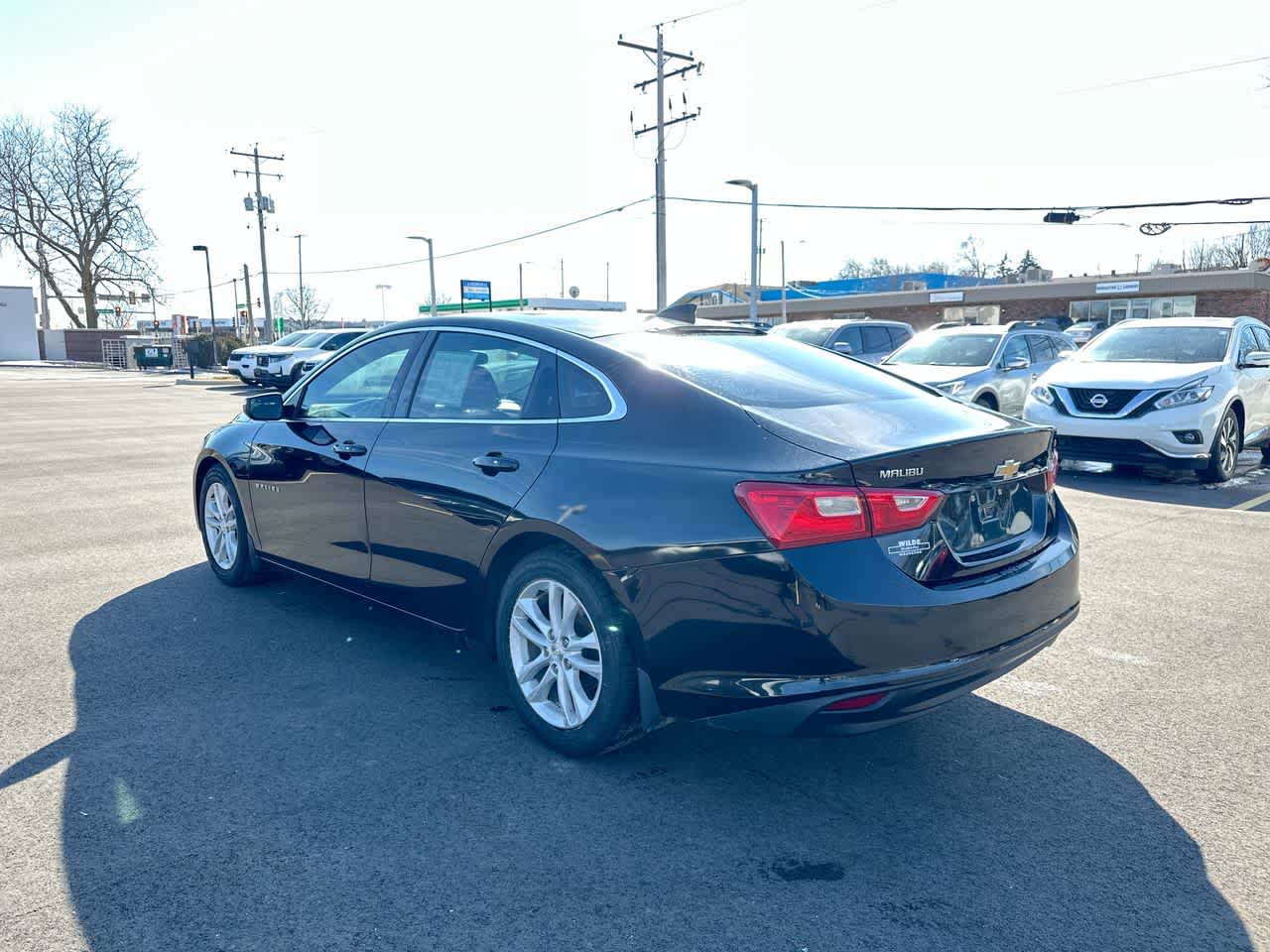 Thumbnail: 2017 Chevrolet Malibu - 11