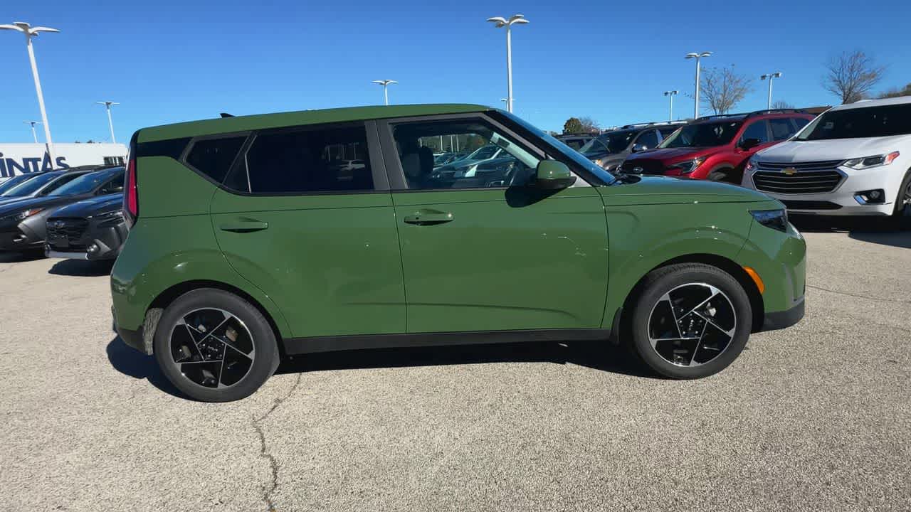 Thumbnail: 2023 Kia Soul - 9