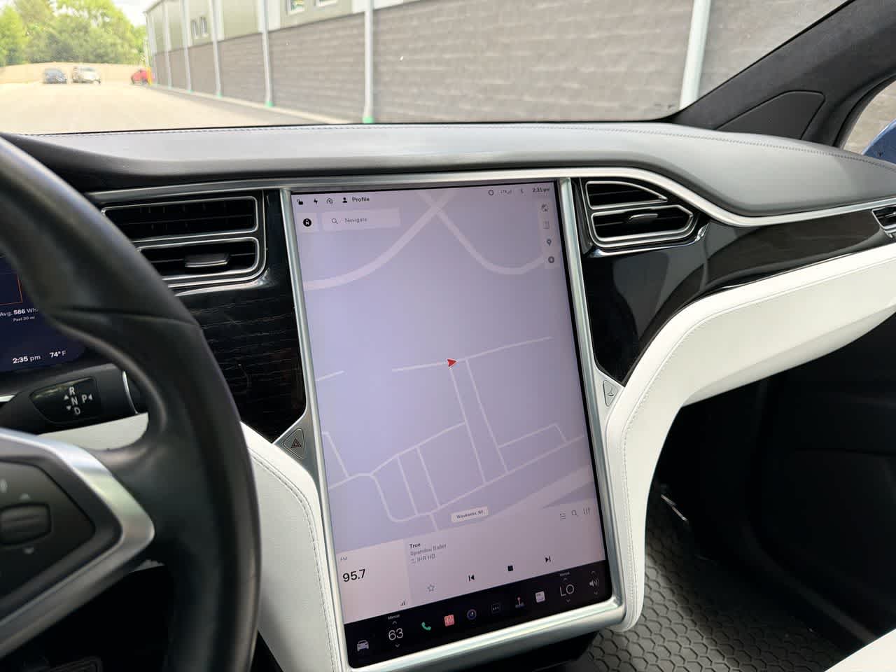 Thumbnail: 2017 Tesla Model X - 29