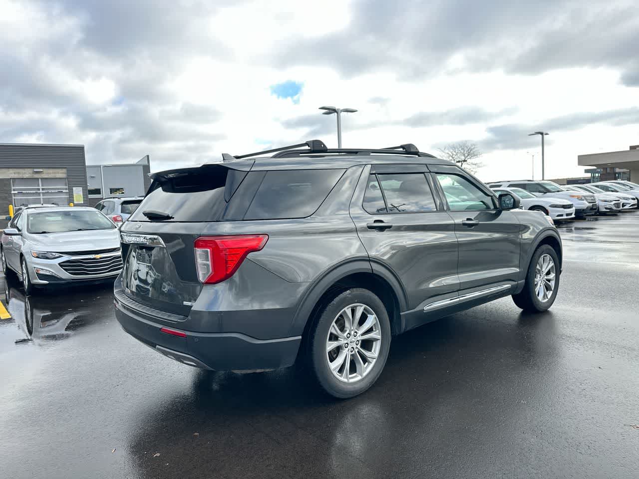 Thumbnail: 2020 Ford Explorer - 13