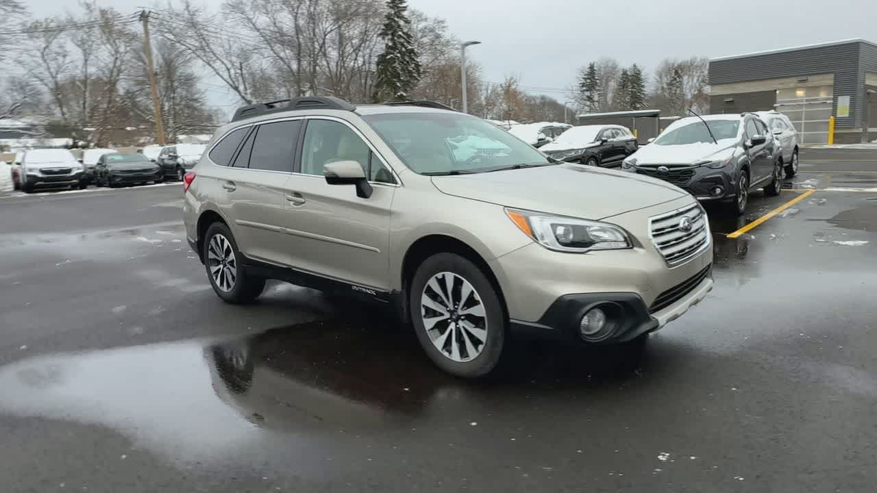 2016 Subaru Outback 2.5i Limited photo 2