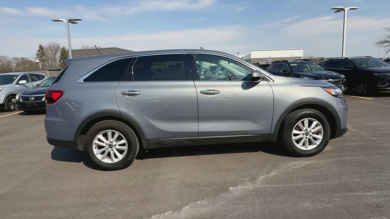 Thumbnail: 2020 Kia Sorento - 10