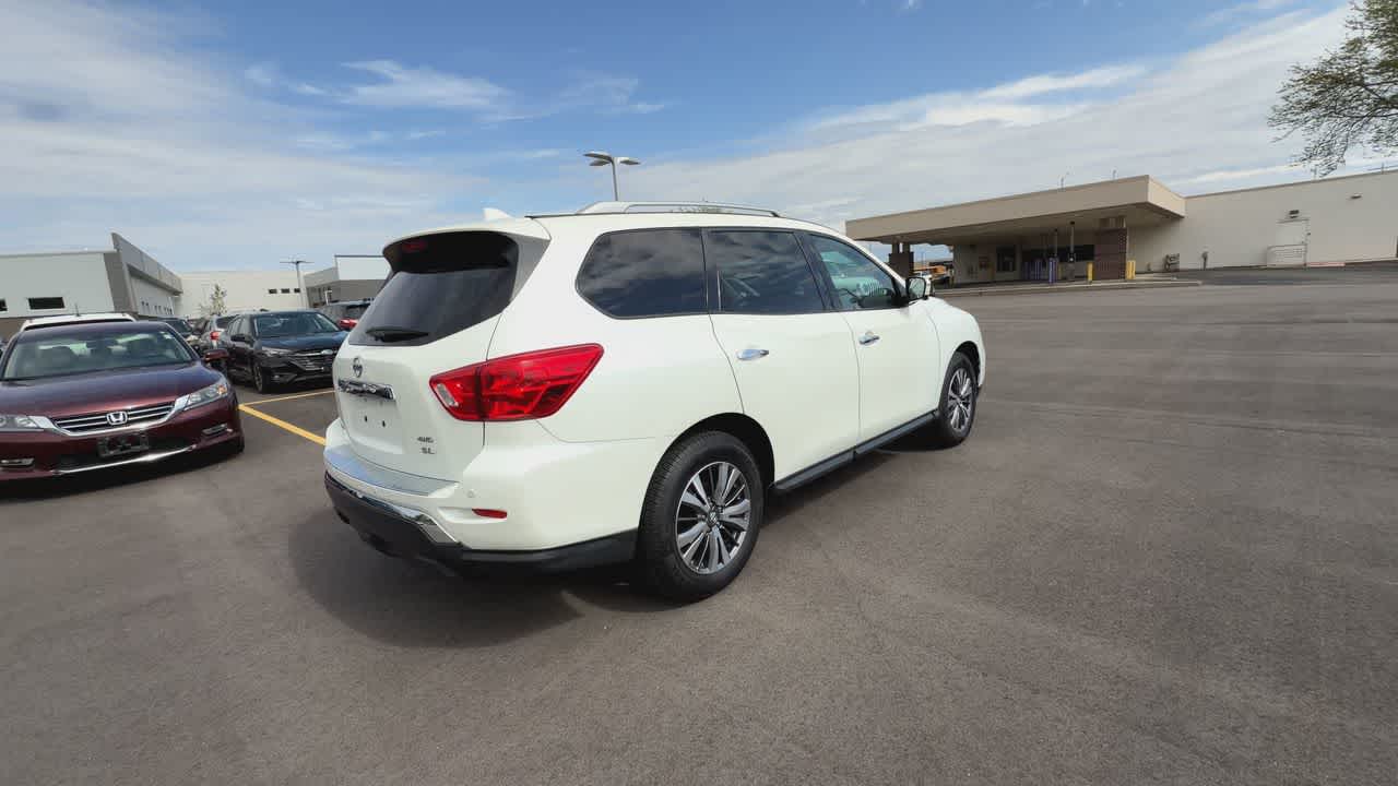 Thumbnail: 2019 Nissan Pathfinder - 8