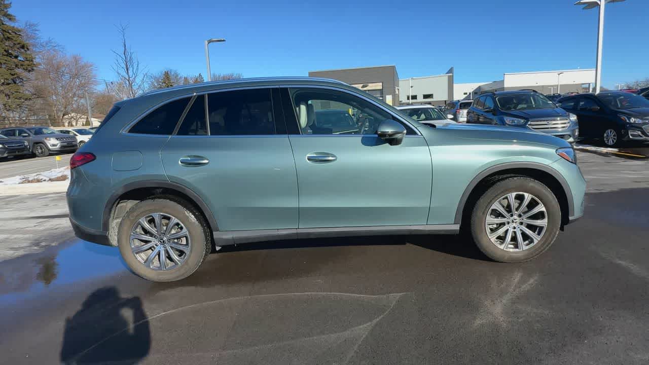 Thumbnail: 2025 Mercedes-Benz GLC - 9