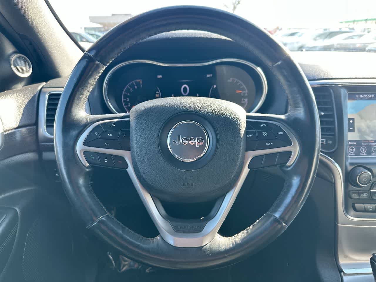 Thumbnail: 2018 Jeep Grand Cherokee - 28