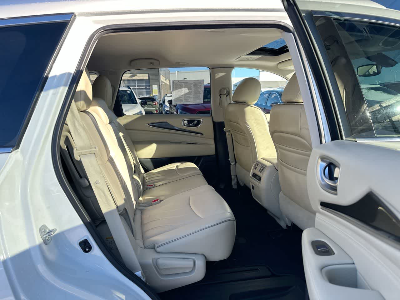 Thumbnail: 2017 INFINITI QX60 - 26