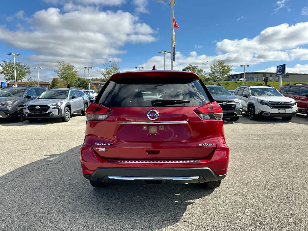 Thumbnail: 2017 Nissan Rogue - 12