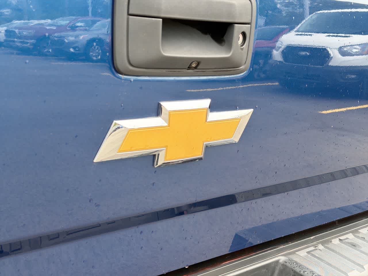 Thumbnail: 2016 Chevrolet Silverado 1500 - 17