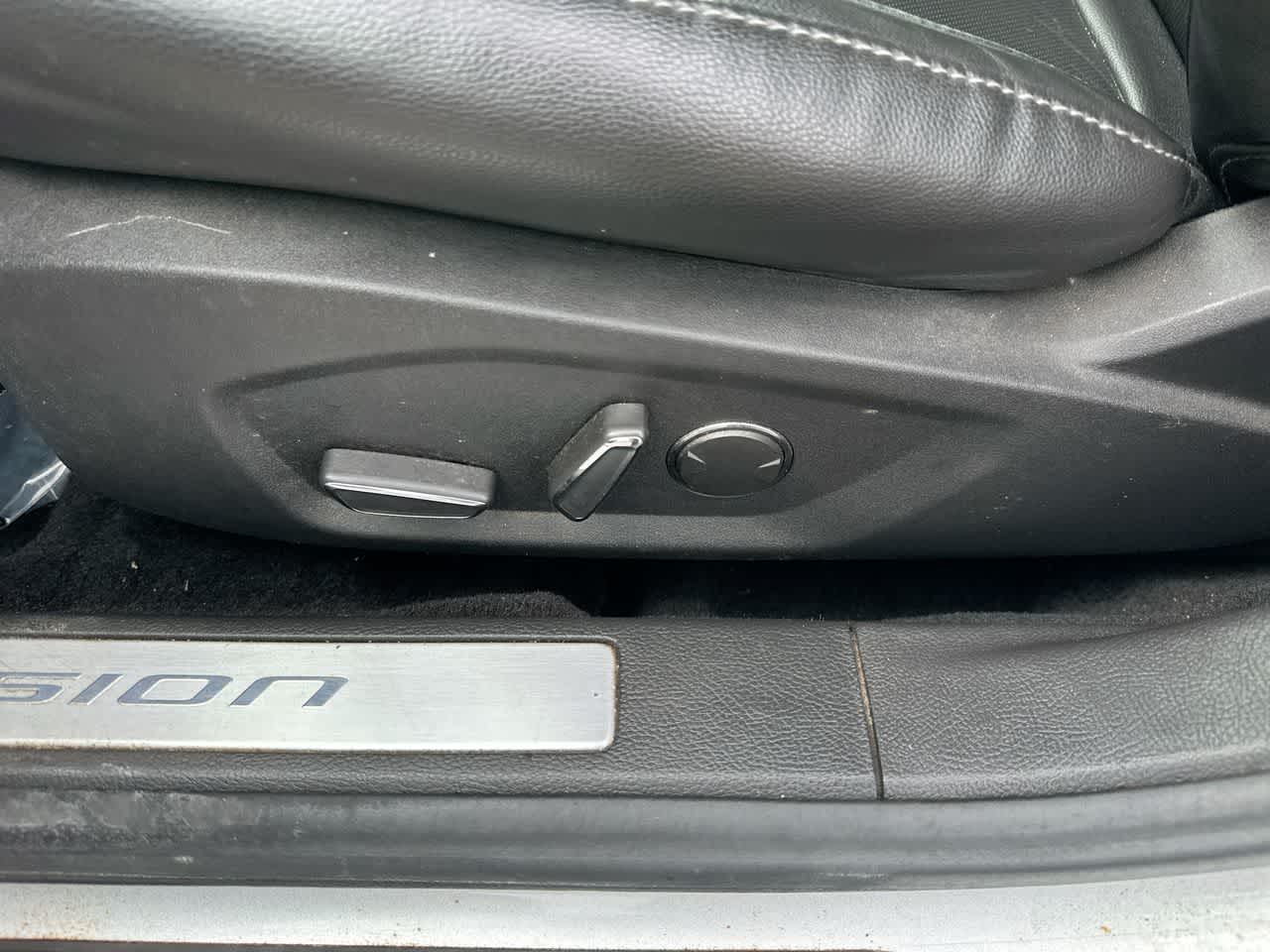 Thumbnail: 2016 Ford Fusion - 22