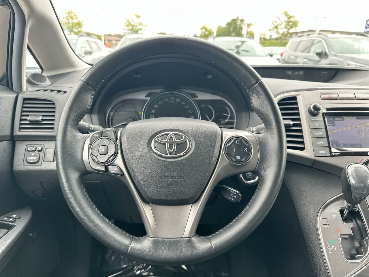 Thumbnail: 2015 Toyota Venza - 28