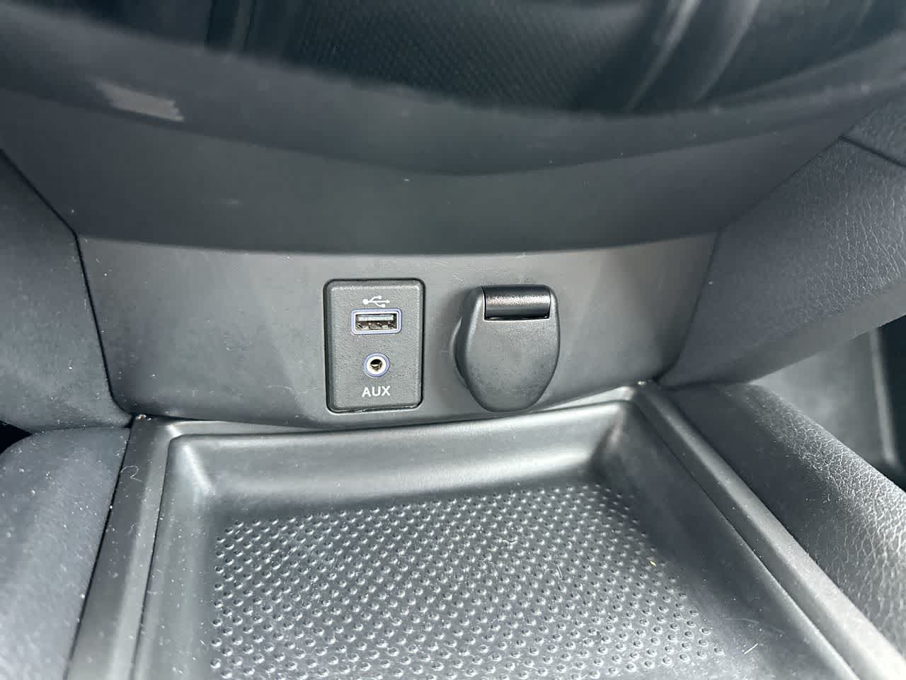 Thumbnail: 2017 Nissan Rogue - 32