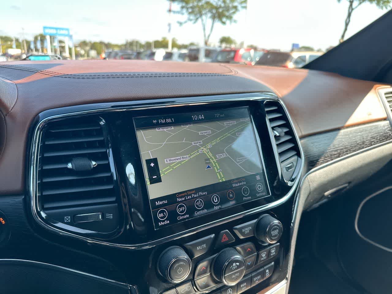 Thumbnail: 2020 Jeep Grand Cherokee - 32