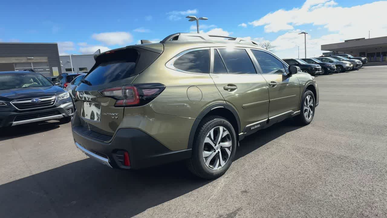 Thumbnail: 2022 Subaru Outback - 8