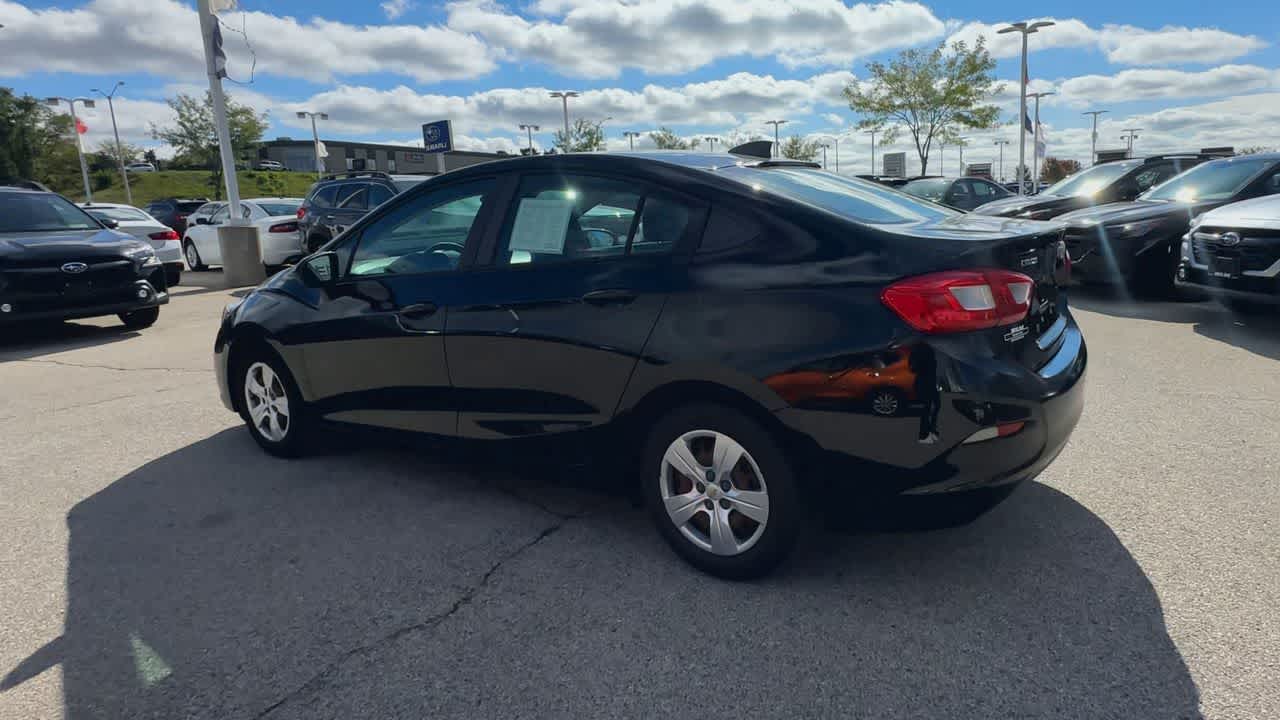 Thumbnail: 2016 Chevrolet Cruze - 6