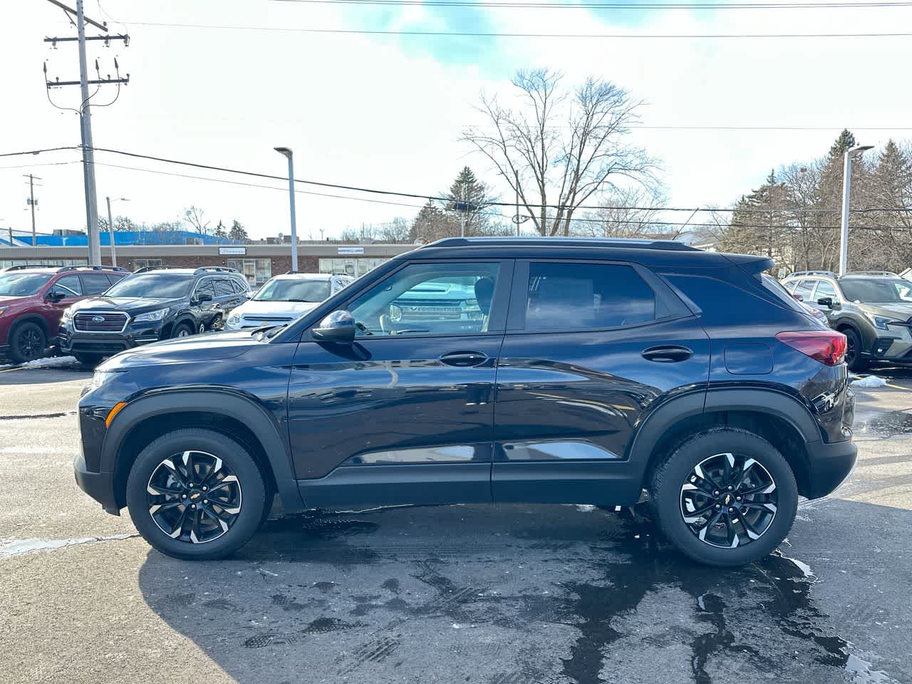 Thumbnail: 2021 Chevrolet TrailBlazer - 10