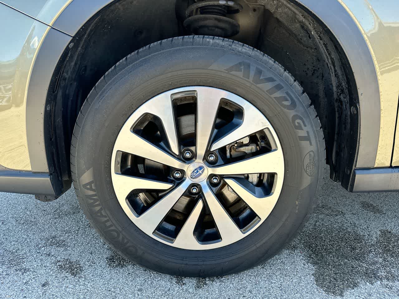 2022 Subaru Outback Premium 19